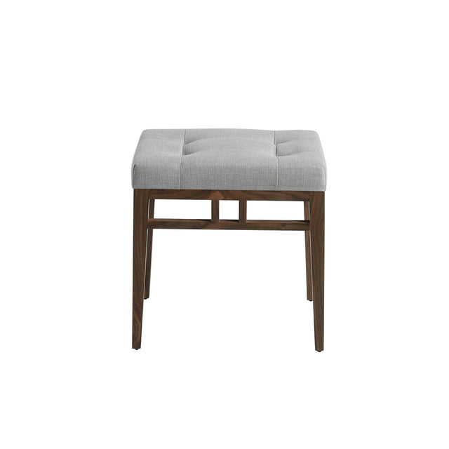 GREVIO – Sitzhocker – Frontalansicht