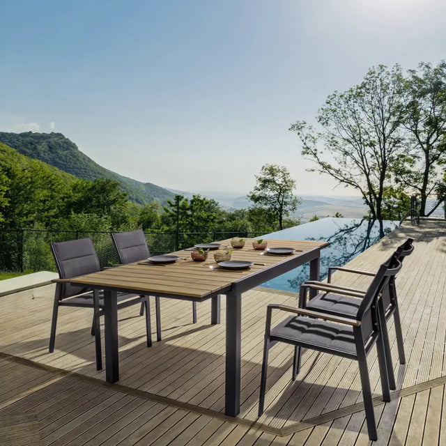 ELIAS T Gartentisch - Atelier Gusto