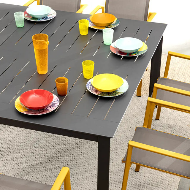 KONNOR T Gartentisch - Atelier Gusto