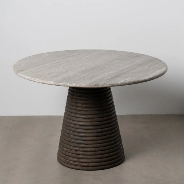 BEGARI Esstisch - Atelier Gusto