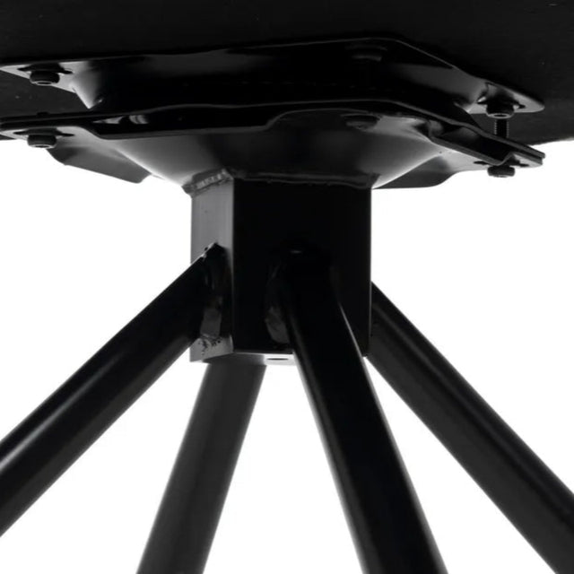 HOBOR Stuhl - Atelier Gusto