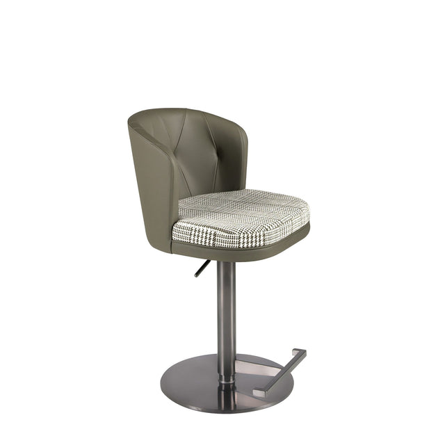 OLIVEO – Hocker – Frontalansicht