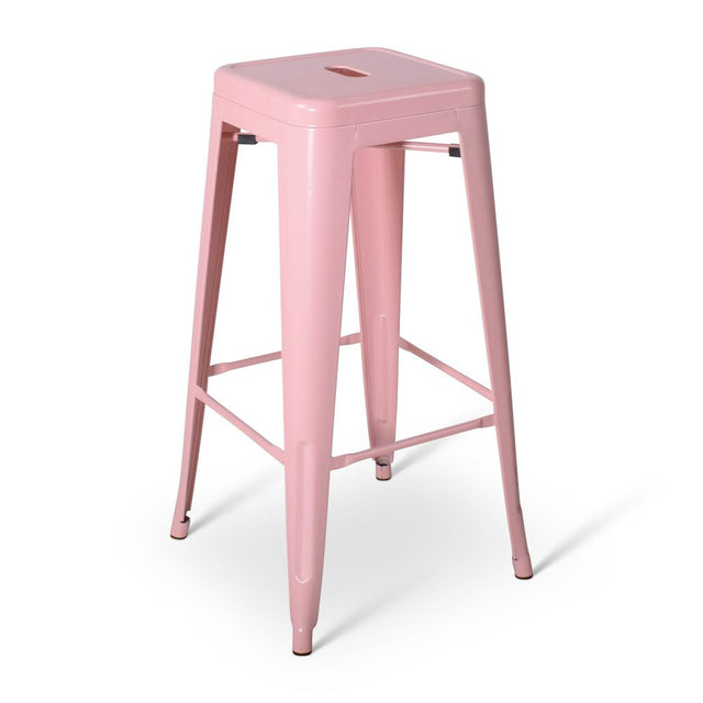 VARNIO – Rosa / Metallsitz – vollständige Ansicht