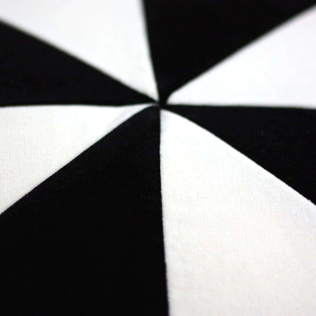 SAFIRA BW Kissen - Atelier Gusto